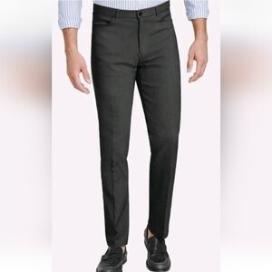 $95 Tommy Hilfiger Mens Pants 34Wx 30L Charcoal Modern Wrinkle Free NWT Career
